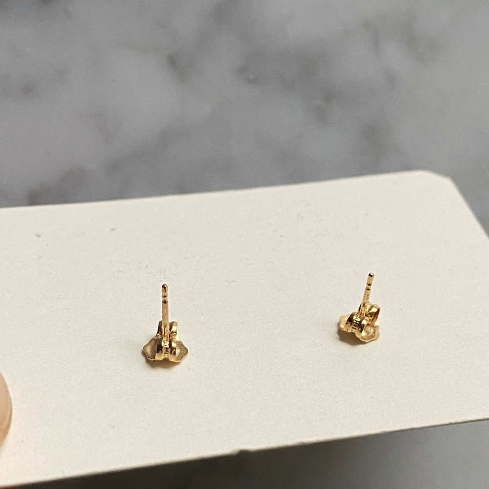 Erica Weiner Tiny Butterfly Post Earrings NWOT - Picture 4 of 4